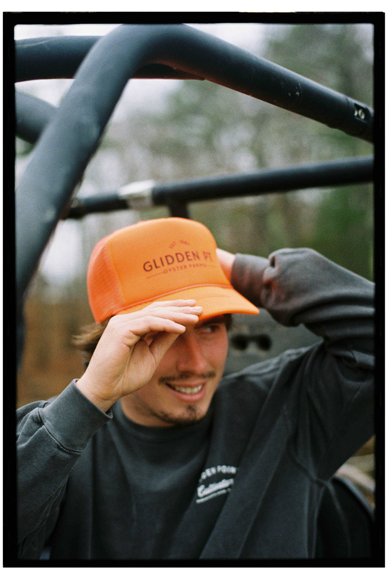 Glidden Point Trucker